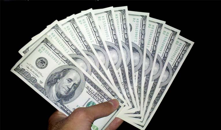 Dolar/TL'de 4 TL tahminimizi koruyoruz