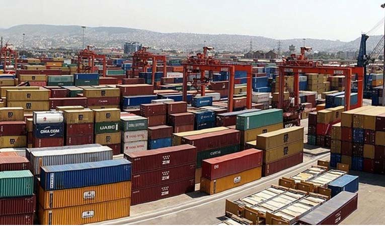 Nisan'da ihracat yüzde 4 arttı