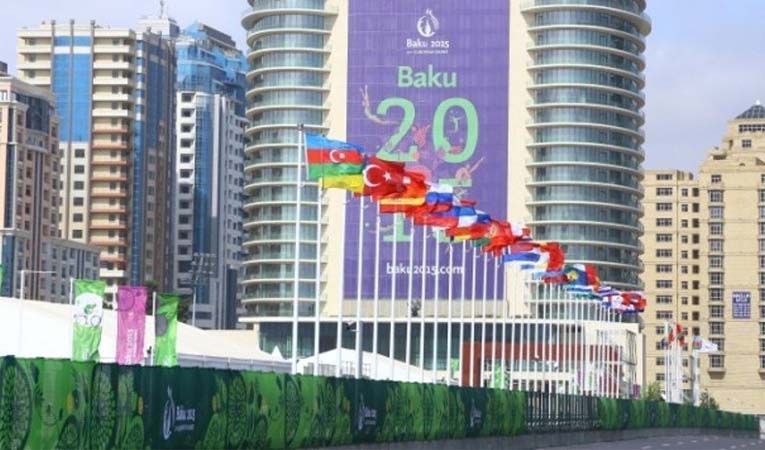 Azerbaycan'da devalüasyon