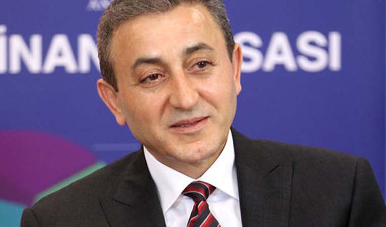 JCR Türkiye'nin kredi notunu teyit etti