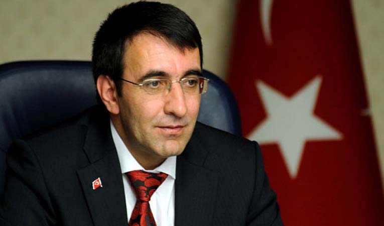 "Yüzde 4'ün üzerinde büyürüz"