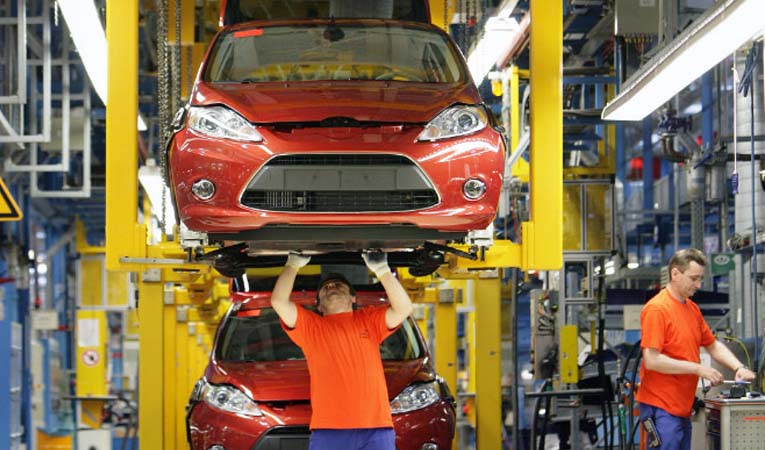 İhracat şampiyonu Ford Otomotiv