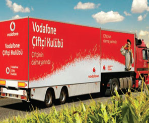 Vodafone Çiftçi Tırı 4 milyon kişiye ulaştı